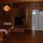 Pitkaeniemen Lomamoekit *