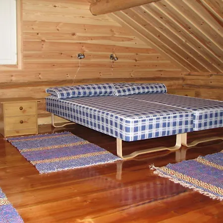 Pitkaeniemen Lomamoekit *