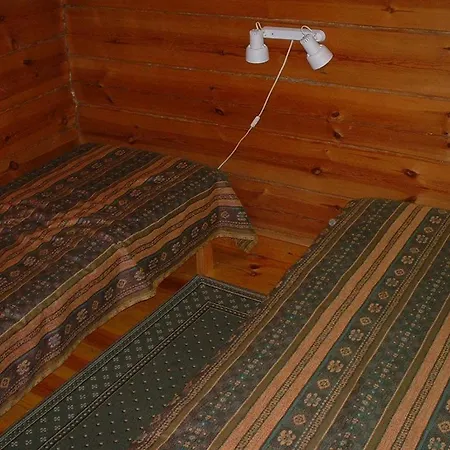 Semesterbostad Pitkäniemen *